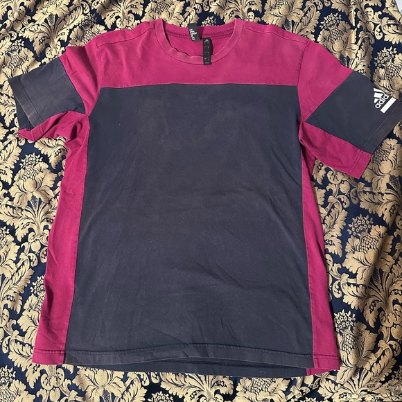 Adidas T-shirt Large - Picture 7 of 7